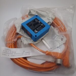 Wenglor YP05PA3 mit Kabel und Befestigungswinkel
